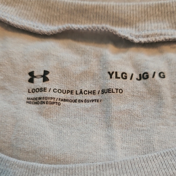 Nike Tees Trio with Vibrant Designs - Picture 8 of 8